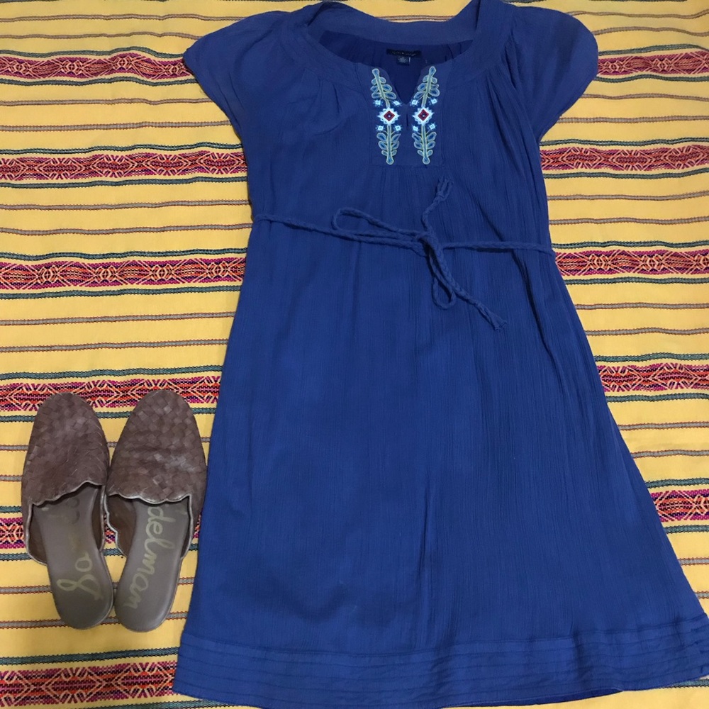 BLUE EMBROIDERED SUMMER DRESS